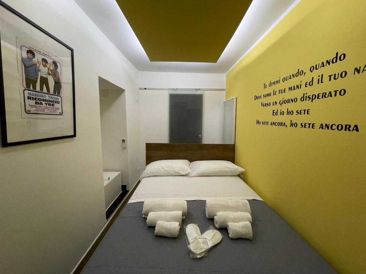 Yes I Know My Room - Mini Room Martiri 나폴리 외부 사진
